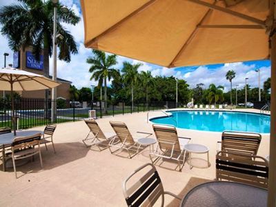 Sleep Miami Airport Gasthof 2*