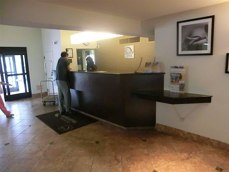 Gasthof Sleep Miami Airport 2*